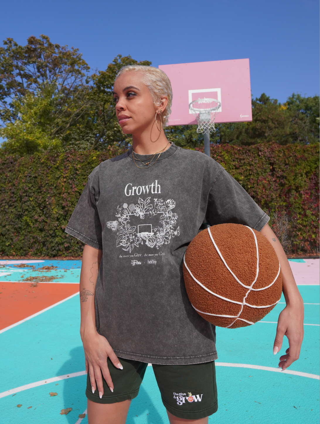 Model is 5'5 and wearing size S